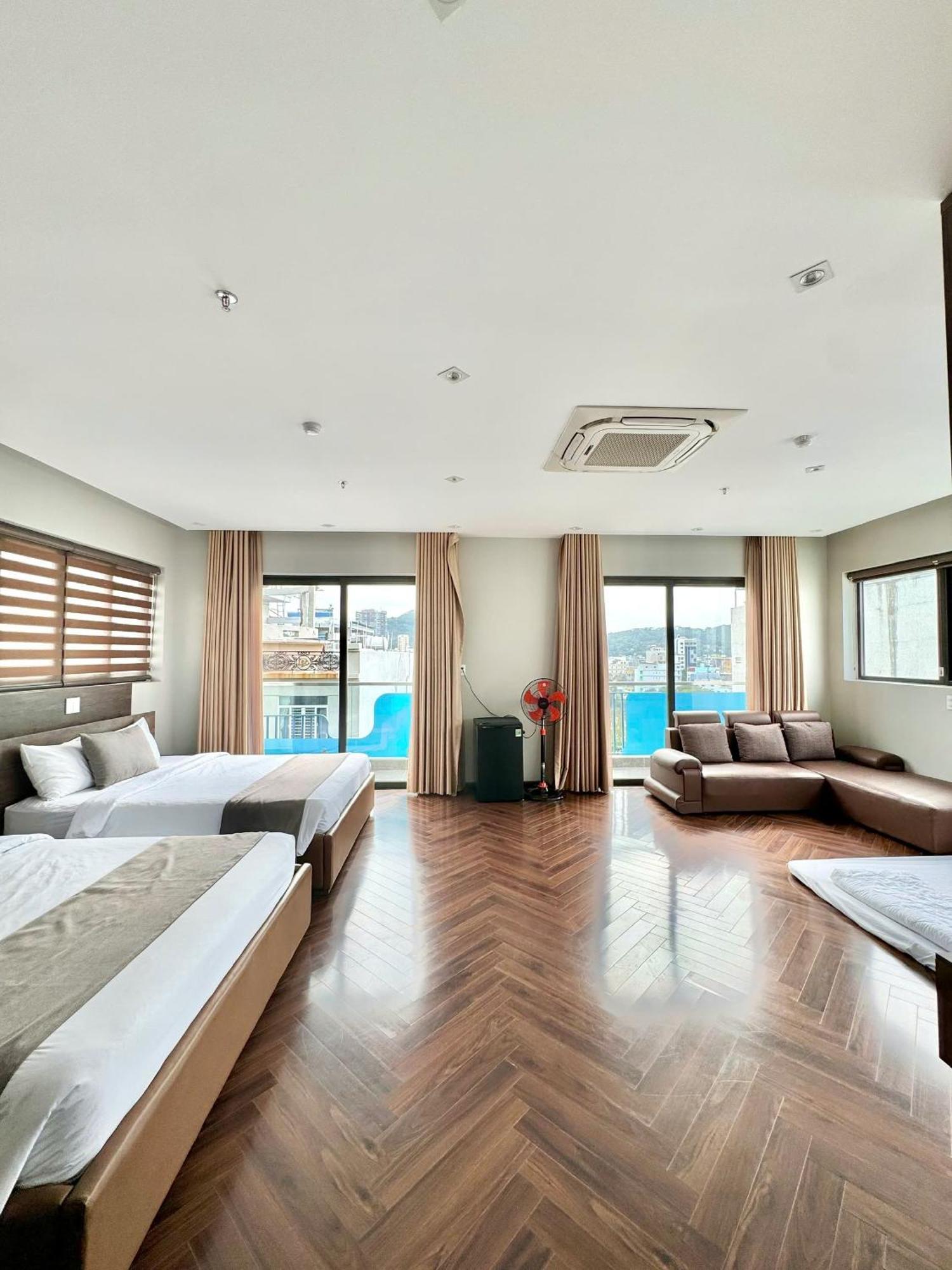 Long 2 * Vung Tau