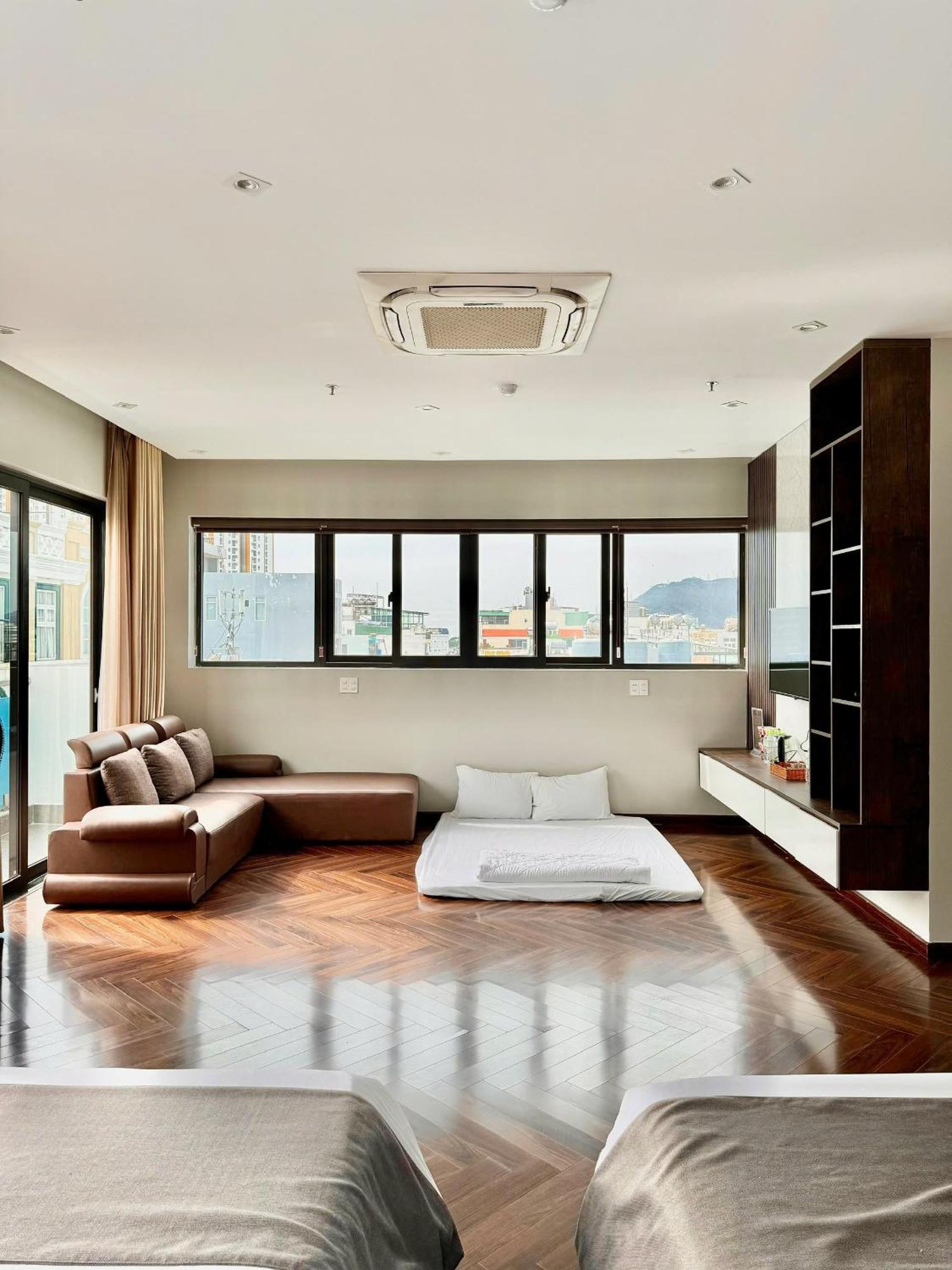 Long 2 * Vung Tau